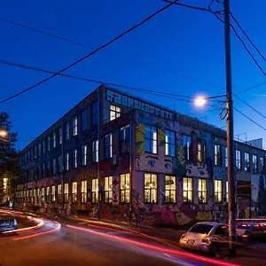 fabrika-tbilisi.alltbilisihotels.com/